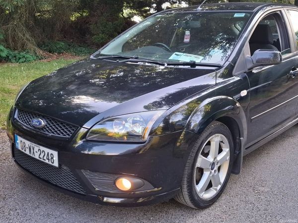 Ford Focus Hatchback, Petrol, 2008, Black