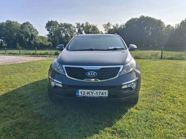 Kia Sportage SUV, Diesel, 2012, Silver