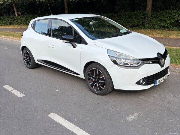 Renault Clio Hatchback, Petrol, 2013, White