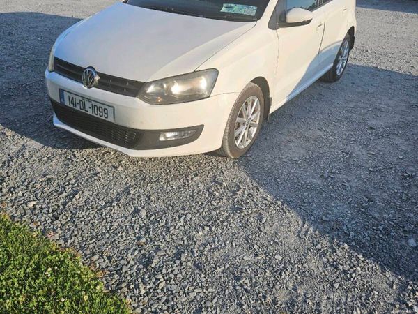 Volkswagen Polo Hatchback, Diesel, 2014, White