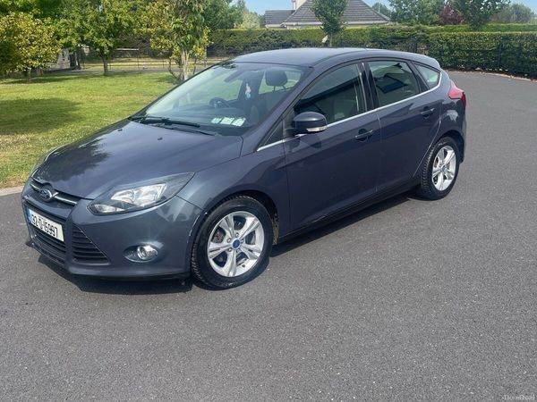 Ford Focus Hatchback, Diesel, 2013, Grey
