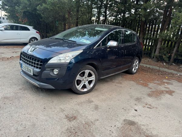 Peugeot 3008 MPV, Diesel, 2011, Blue