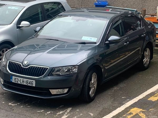Skoda Octavia Hatchback, Diesel, 2015, Grey
