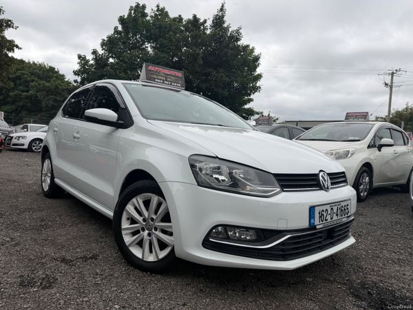 Volkswagen Polo Hatchback, Petrol, 2016, White