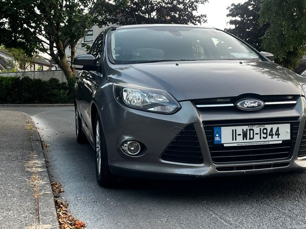 Ford Focus Hatchback, Diesel, 2011, Brown