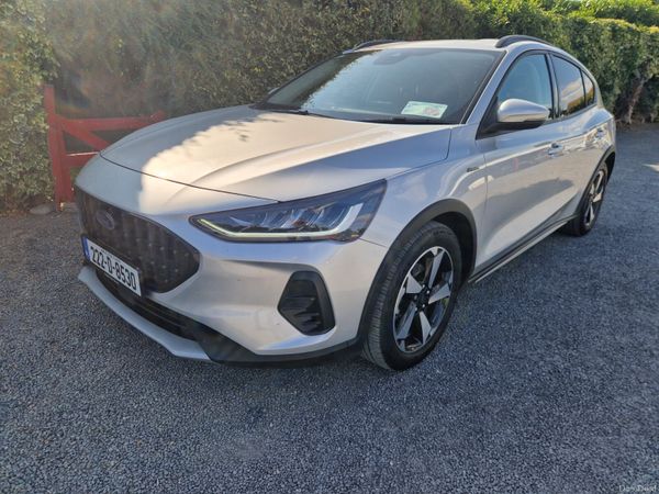 Ford Focus Hatchback, Petrol, 2022, Grey