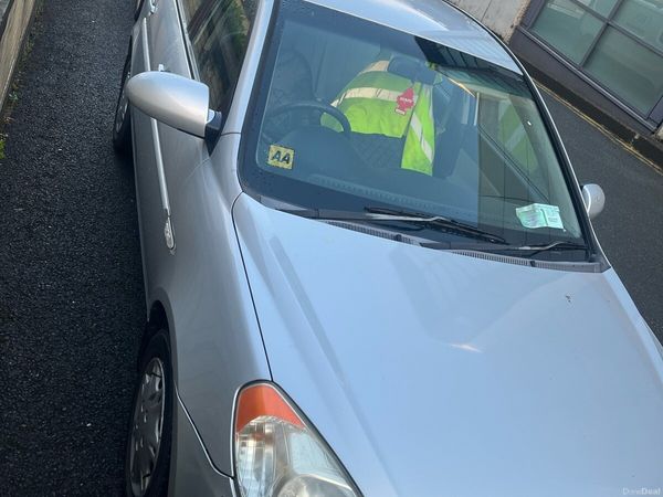 Hyundai Accent Saloon, Petrol, 2008, Silver