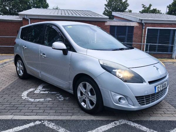Renault Grand Scenic MPV, Diesel, 2012, Silver