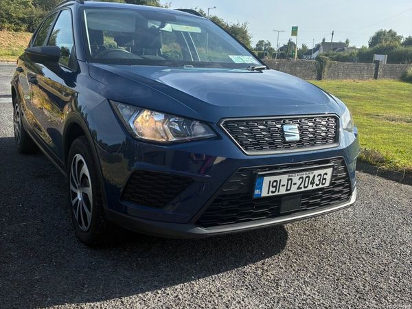 SEAT Arona SUV, Diesel, 2019, Blue
