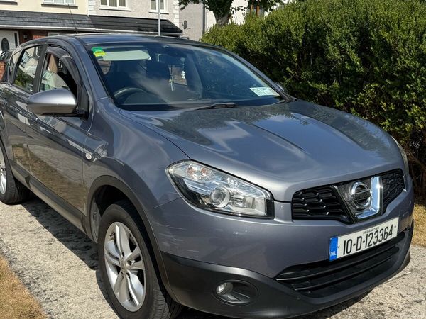 Nissan Qashqai Hatchback, Diesel, 2010, Grey