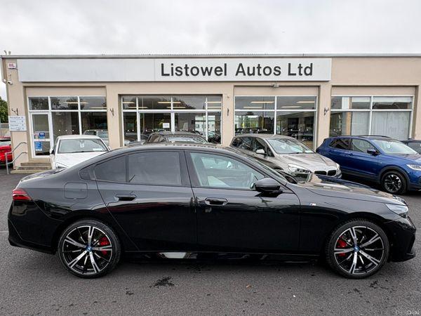 BMW 5-Series Saloon, Petrol Plug-in Hybrid, 2025, Black