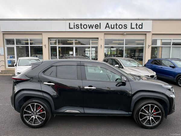 Toyota Yaris Cross SUV, Petrol Hybrid, 2023, Black