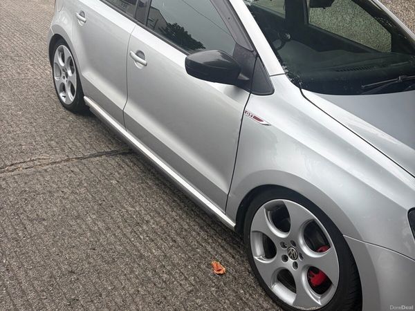 Volkswagen Polo Hatchback, Petrol, 2013, Silver
