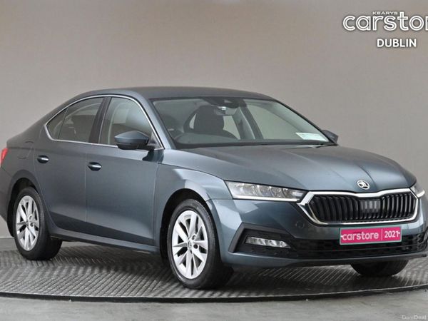 Skoda Octavia Hatchback, Diesel, 2021, Grey