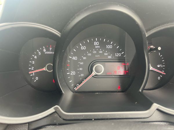 Kia Picanto Hatchback, Petrol, 2013, White