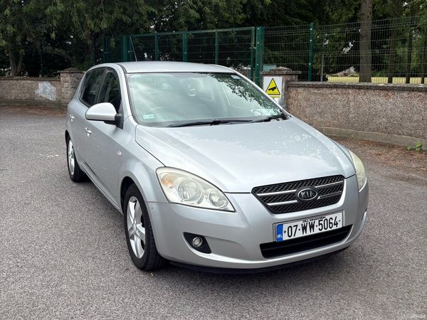 Kia Ceed Hatchback, Diesel, 2007, Silver