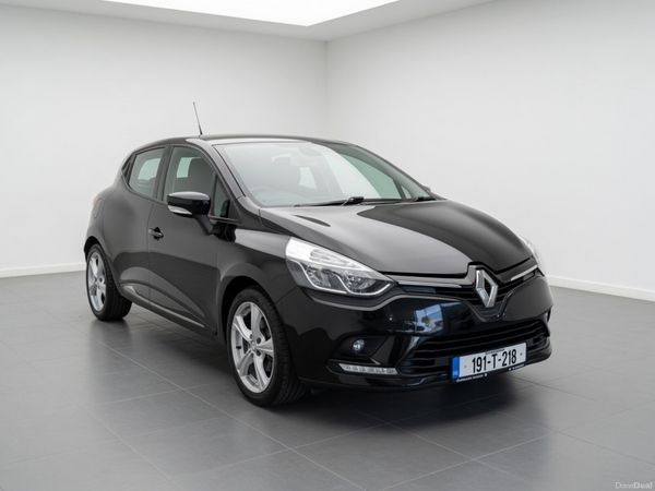 Renault Clio Hatchback, Petrol, 2019, Black