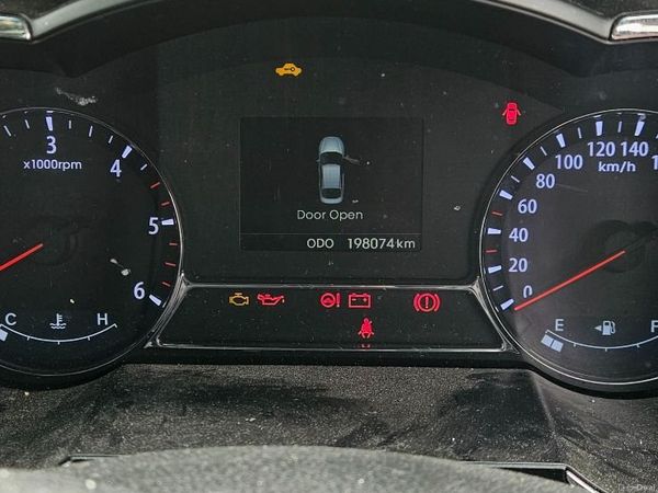 Kia Optima Saloon, Diesel, 2013, Silver