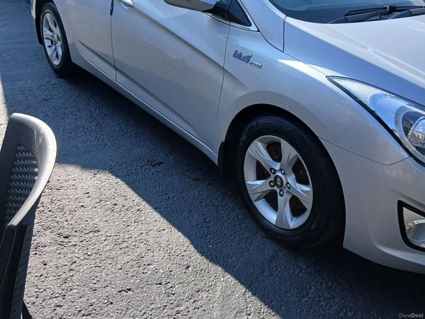 Hyundai i40 Estate, Diesel, 2013, Silver