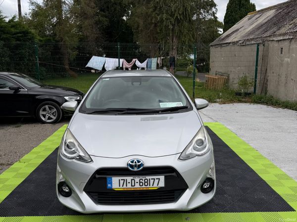 Toyota Aqua Hatchback, Petrol Hybrid, 2017, Silver