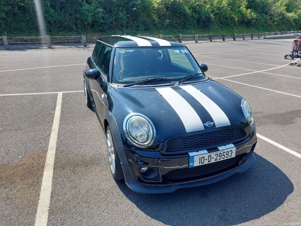 Mini First Hatchback, Petrol, 2010, Black