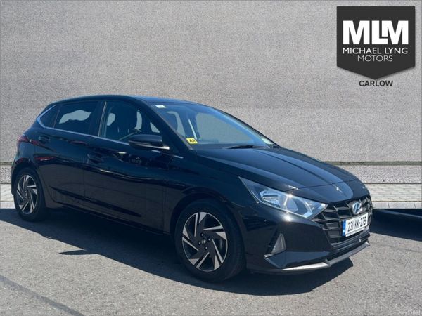 Hyundai i20 Hatchback, Petrol, 2023, Black