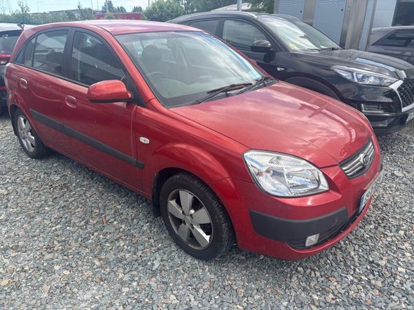 Kia Rio Hatchback, Petrol, 2008, Red