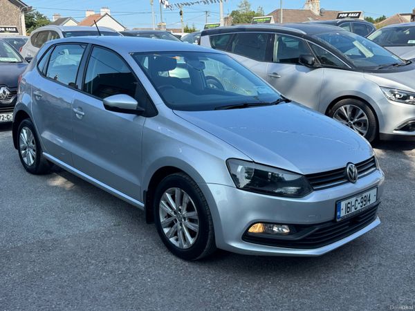 Volkswagen Polo Hatchback, Petrol, 2016, Silver