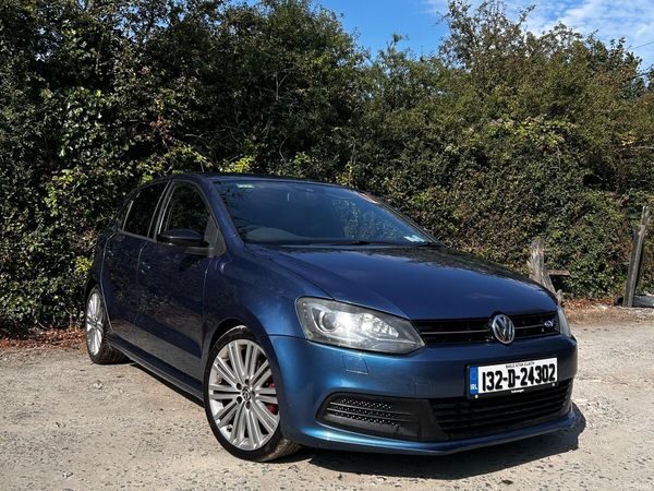 Volkswagen Polo Hatchback, Petrol, 2013, Blue