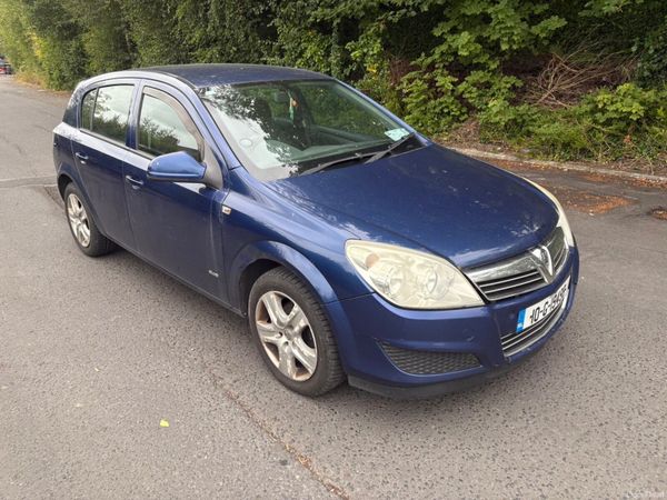 Vauxhall Astra Hatchback, Diesel, 2010, Blue