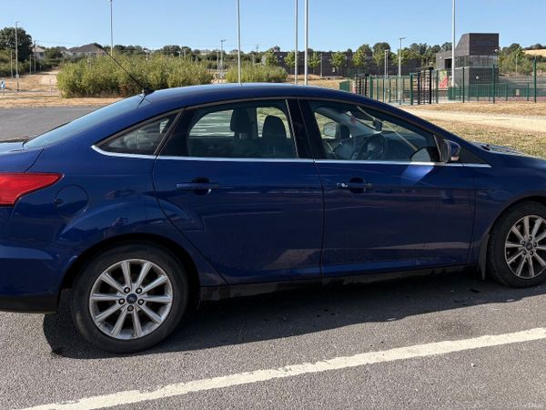 Ford Focus Saloon, Diesel, 2016, Blue