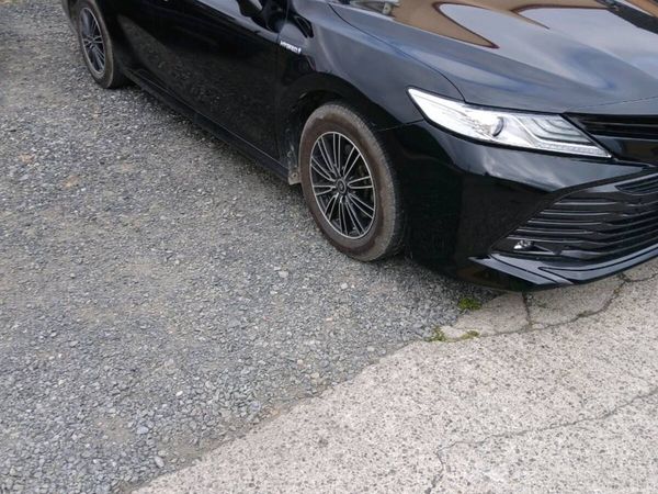 Toyota Camry Saloon, Petrol Hybrid, 2019, Black