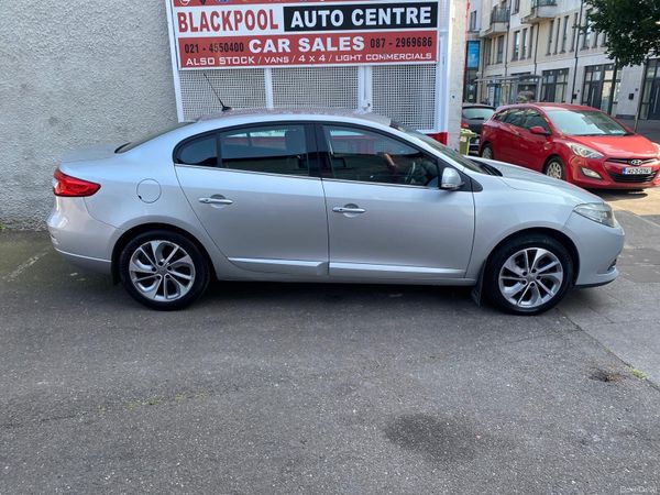 Renault Fluence Saloon, Diesel, 2015, Silver