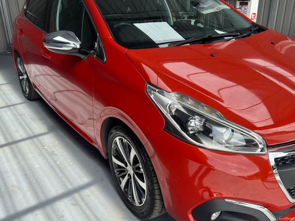 Peugeot 208 Hatchback, Petrol, 2017, Orange