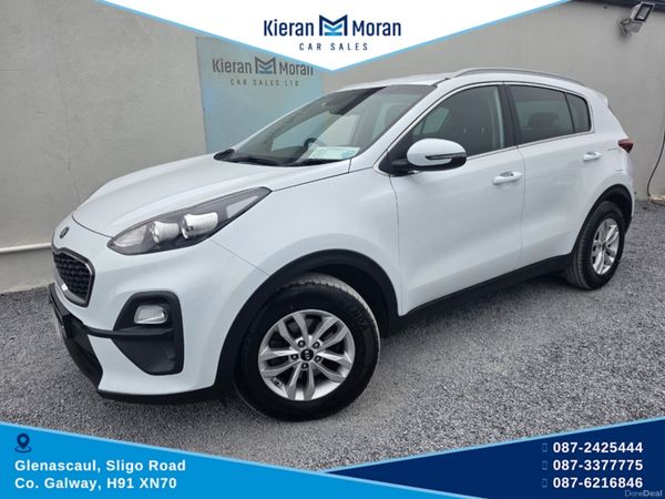 Kia Sportage MPV, Diesel Hybrid, 2021, White