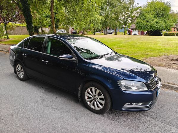 Volkswagen Passat Saloon, Diesel, 2014, Blue