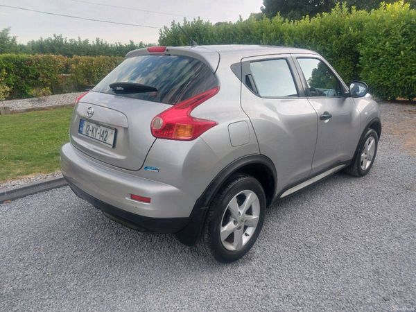 Nissan Juke SUV, Petrol, 2012, Silver