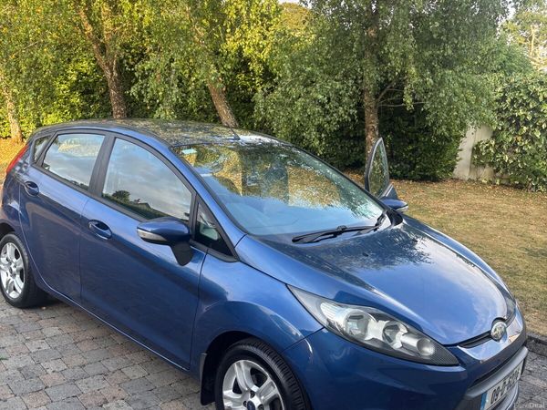Ford Fiesta Hatchback, Petrol, 2009, Blue