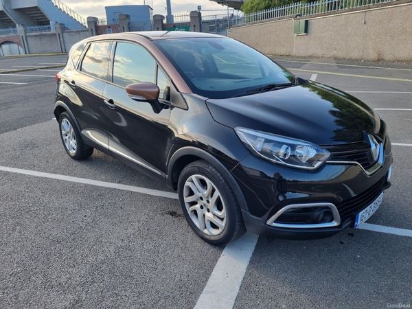 Renault Captur Hatchback, Petrol, 2016, Black