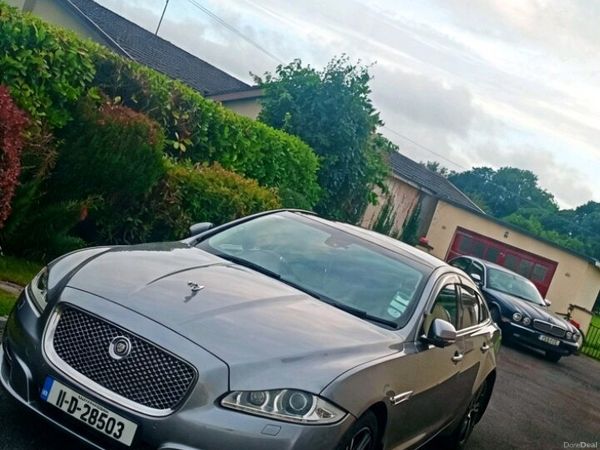 Jaguar XJ Saloon, Diesel, 2011, Grey