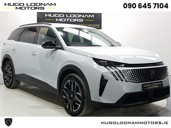Peugeot 5008 MPV, Petrol, 2025, White