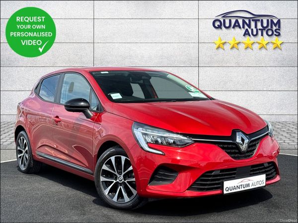 Renault Clio Hatchback, Petrol, 2023, Red