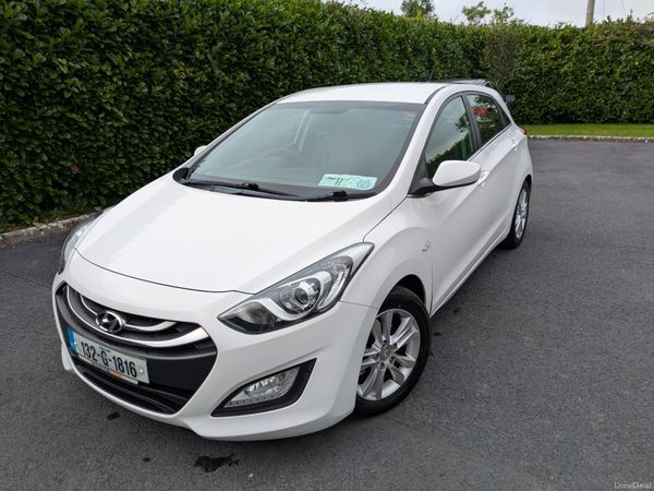 Hyundai i30 Hatchback, Diesel, 2013, White