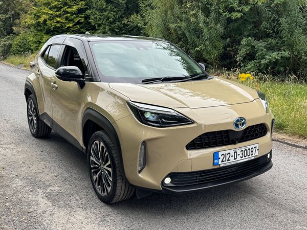 Toyota Yaris Cross SUV, Petrol Hybrid, 2021, Beige