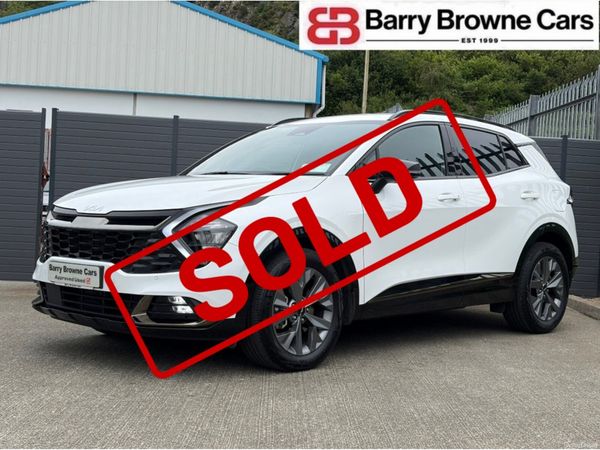 Kia Sportage MPV, Petrol Hybrid, 2024, White