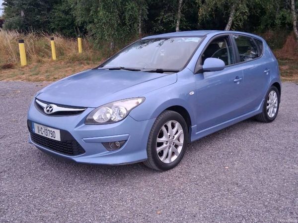 Hyundai i30 Hatchback, Diesel, 2011, Blue