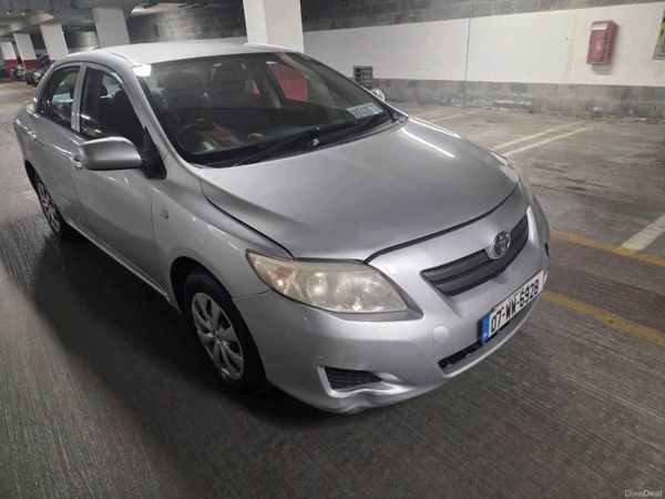 Toyota Corolla Saloon, Petrol, 2007, Silver