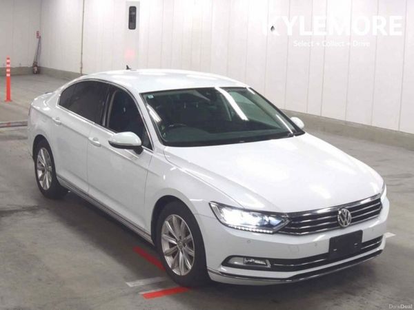 Volkswagen Passat Saloon, Petrol, 2017, White