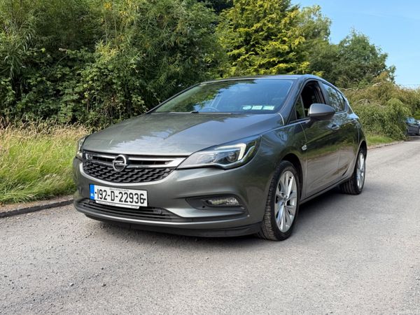 Opel Astra Hatchback, Diesel, 2019, Grey