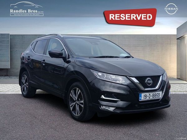 Nissan Qashqai MPV, Petrol, 2019, Black